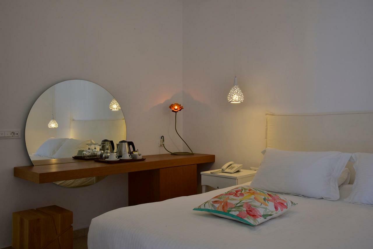 Standard Double or Twin Room,1214849110:JPEG